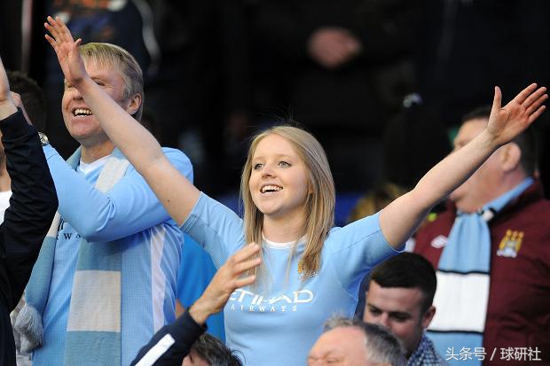 利物浦终结阿森纳的统治,利物浦阿森纳榜首之战