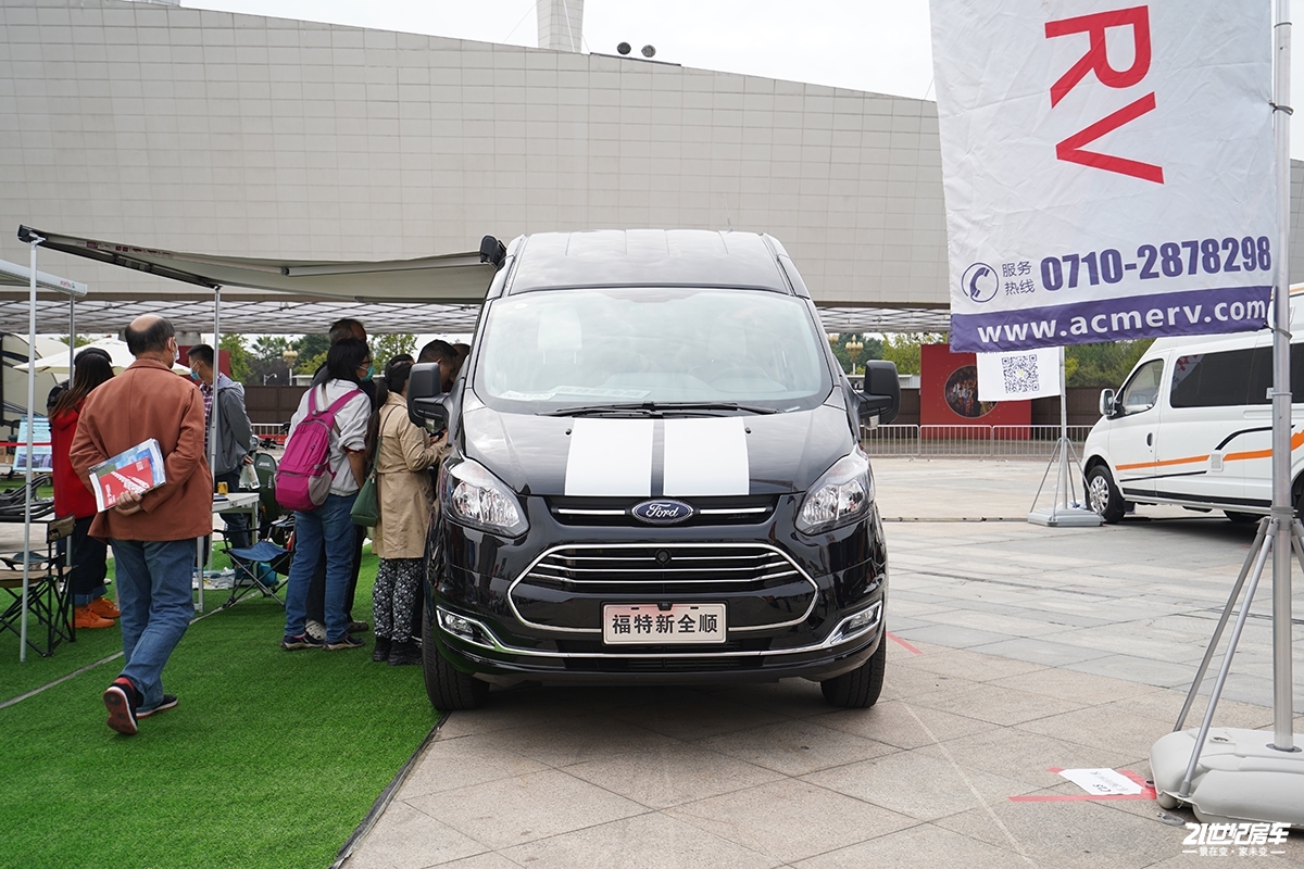 19江铃福特全顺多少钱,19.98万新全顺房车价格