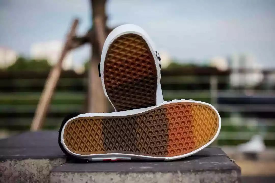 vans解构系列,为什么vans解构同样的有两种价格