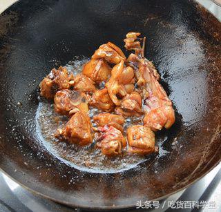 炒糖色一开始就错,炒糖色用黄名堂还是白名堂