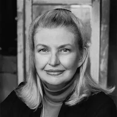 从理性到感性的过渡,从理性到感性再到理性