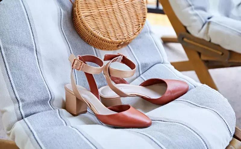 时尚百搭柔软舒适这款鞋超级推荐,目前穿得最舒服的几款鞋