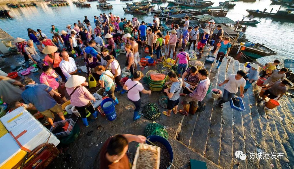 防城港吃海鲜贵不贵,防城港吃海鲜最便宜