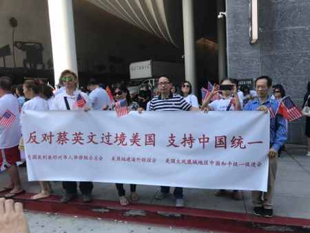 三分钟法治新闻全知道最新,53岁民警落水瞬间