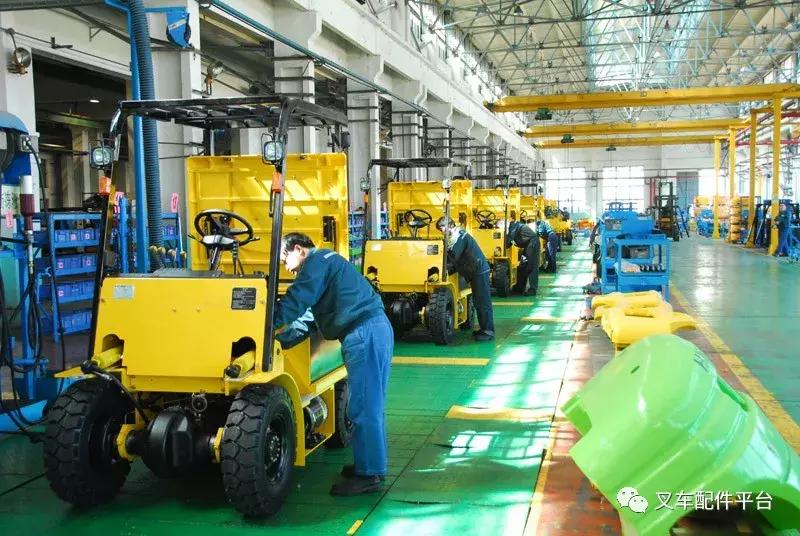 柴油和电动叉车哪个好,汽油叉车和柴油叉车的区别