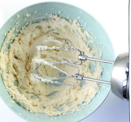 用甜品向你发射爱的小心心，提前预定七夕的甜蜜暴击！