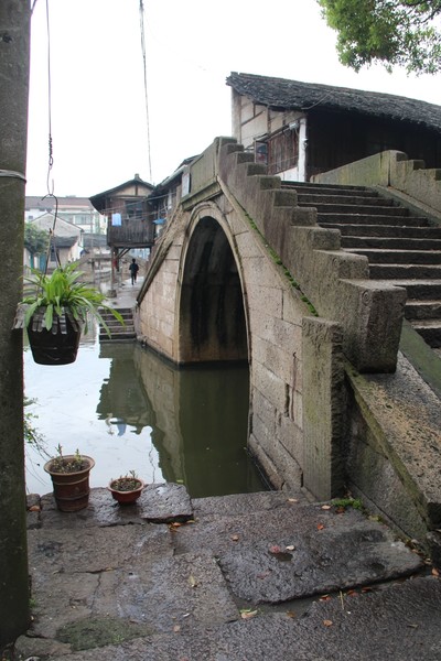 绍兴湖面上的桥,绍兴越城的桥