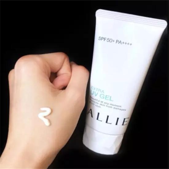 测评防晒霜哪款最好用安全,allie和安耐晒哪个适合油皮