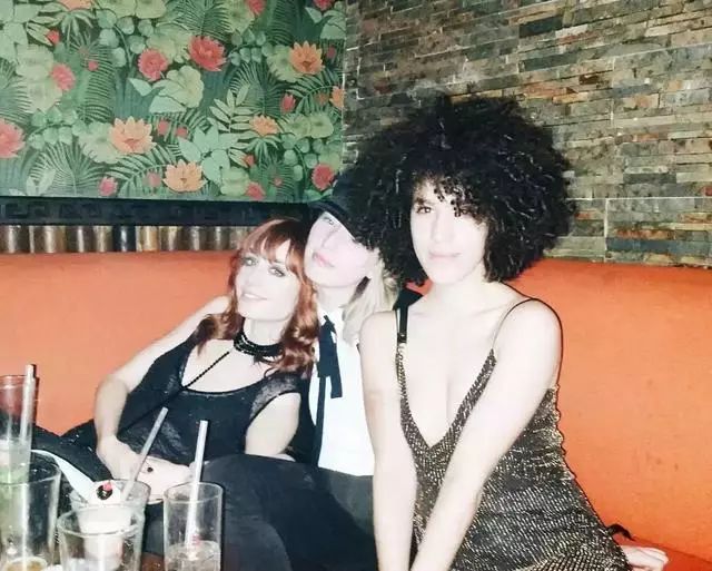 法式穿搭夏天女,夏天法式风情怎么穿