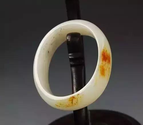 玉镯配金镯怎么选尺寸,福镯贵妃镯的区别