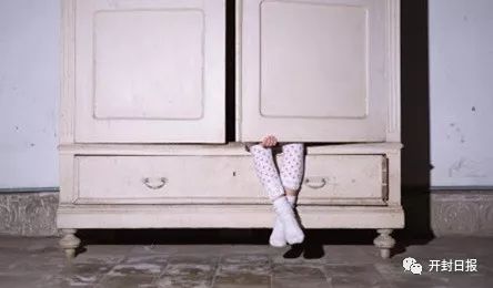 开封5岁女童身体异样，妇产医院紧急手术，取出一根火柴棒……