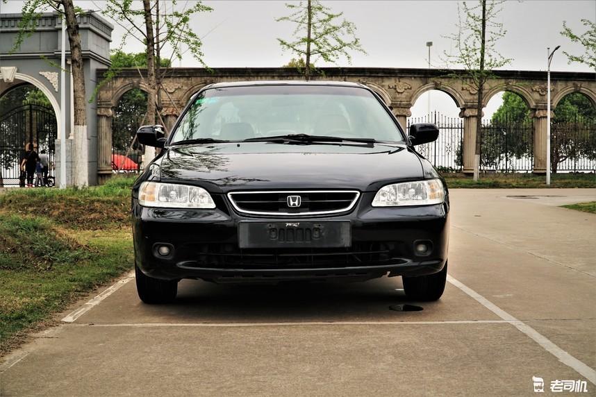 新一代第十二代本田雅阁,凯美瑞2021精英版和雅阁20211.5t