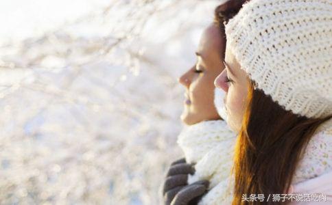 胸部太小不聚拢往外扩怎么办,33岁胸部太小怎么改善