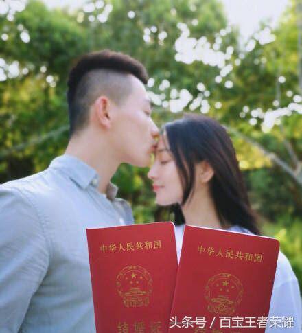 何捷结婚伴郎视频,何捷接亲