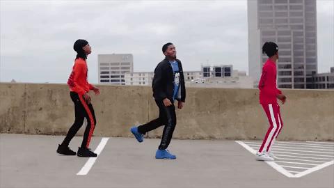 堡垒之夜尬舞的背后有着很多趣事,堡垒之夜尬舞手雷什么时候出的