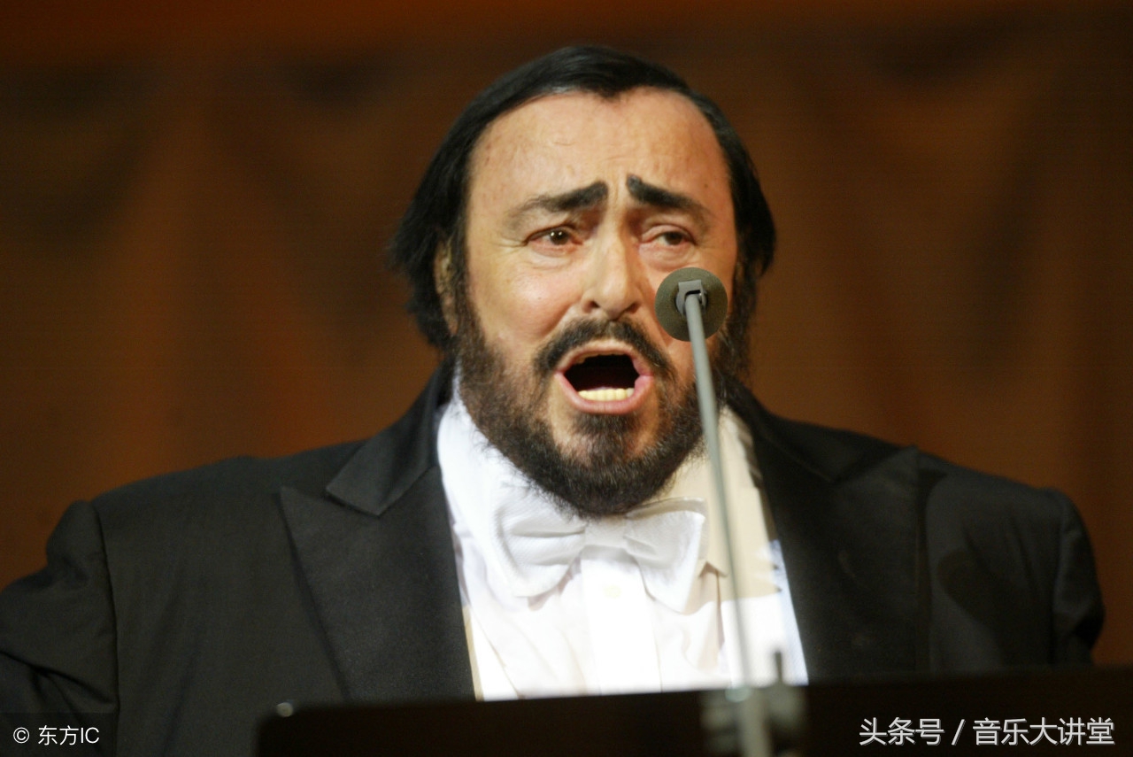 帕瓦罗蒂讲解声音的走向,帕瓦罗蒂呼吸法