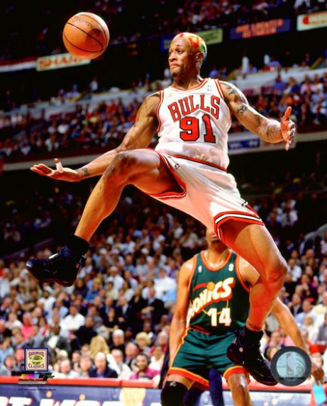 盘点乔丹生涯五次夺冠传奇故事,乔丹夺冠靠队友