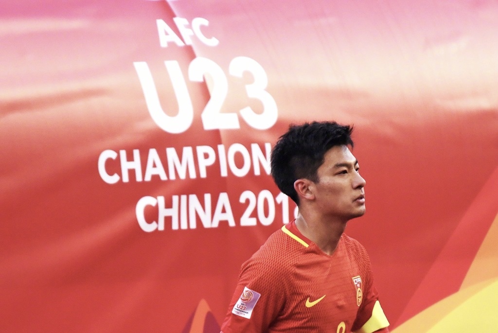 国足队长七夕撒狗粮！表白空姐女友真幸福，被留言送孙兴慜去当兵