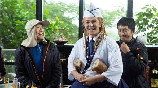 周星驰给金庸的钱,周星驰给钱经典片段