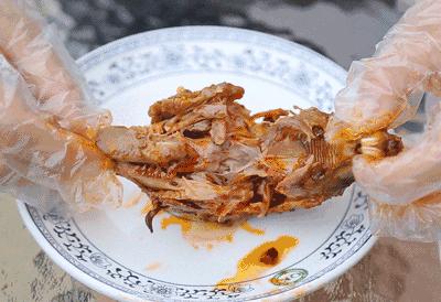 兔头一年卖100万只兔,一天卖200只的兔子