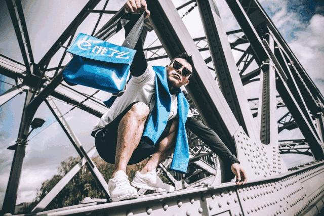 还记得十年前的汶川大地震吗,还记得十年前上网吧吗