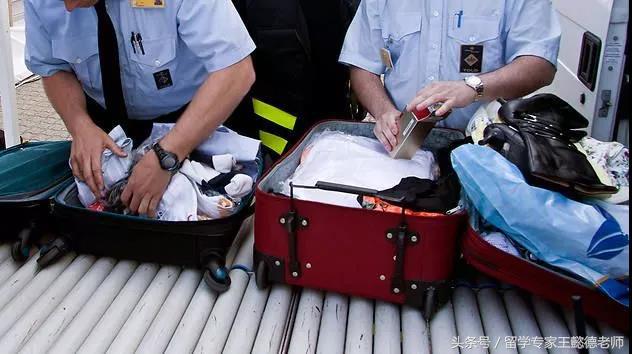 中国入境哪些东西不能够带,重要提醒这些东西千万别晒朋友圈