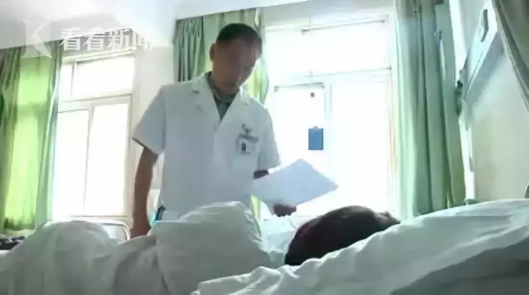 这两款奶茶竟检出禁用物质，喝它=慢性中毒？