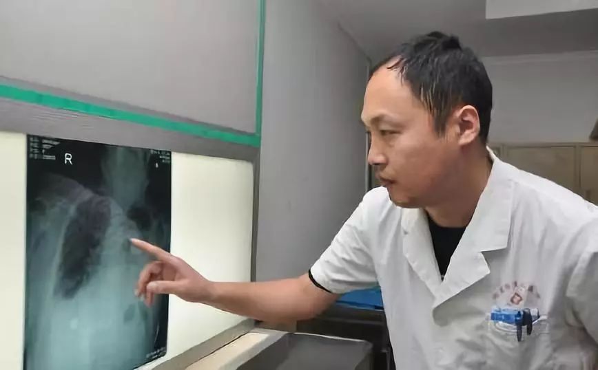 献礼医师节致敬2022日照最美医生,2017年唐山最美医生