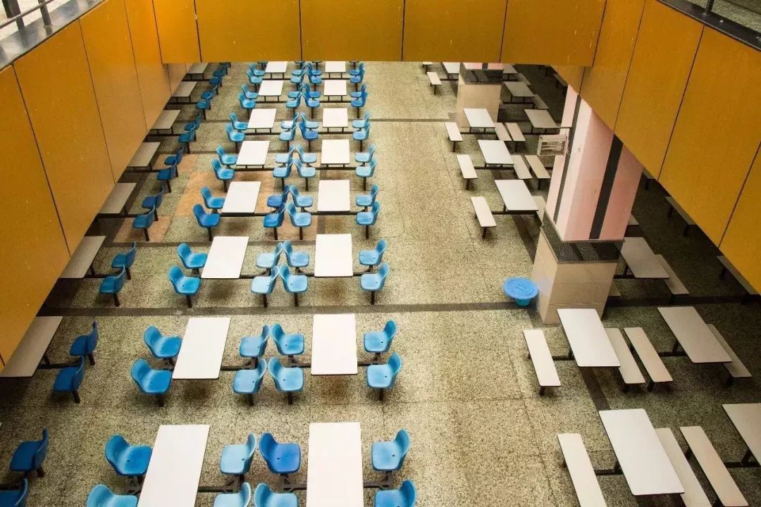 比二本线高一点的学校,比二本线多1分的本科能被录取吗