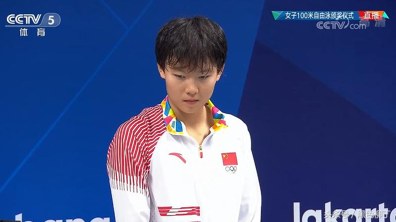 中国16岁百米女飞鱼横空出世！已拿1银1铜还是一脸稚气