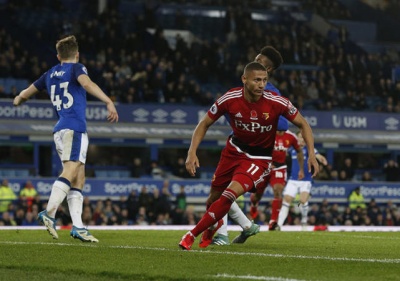 从贫民窟到足球巨星,从贫民窟里打出来的篮球巨星