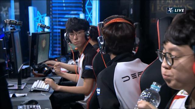 lollck閫夋墜,lol姣旇禌璁茶Вlck