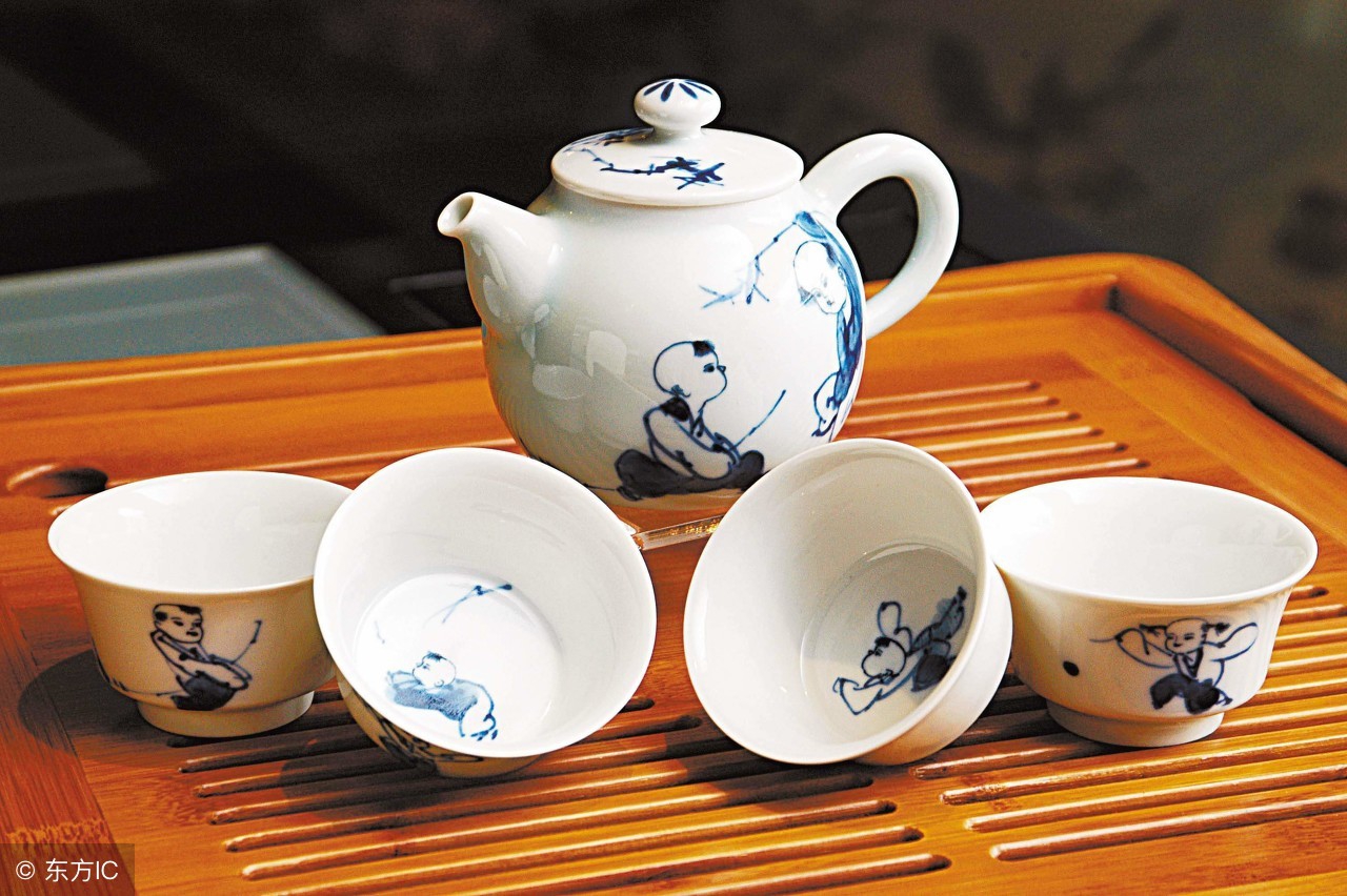 黑檀木鸡翅木花梨木的茶盘哪个好,花梨木黑檀木鸡翅木茶盘缺点