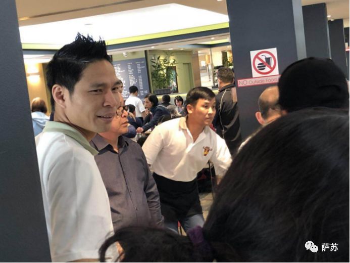 澳洲华人个个都是李小龙?卖米粉伙计扎马步,IT经理打跑小流氓