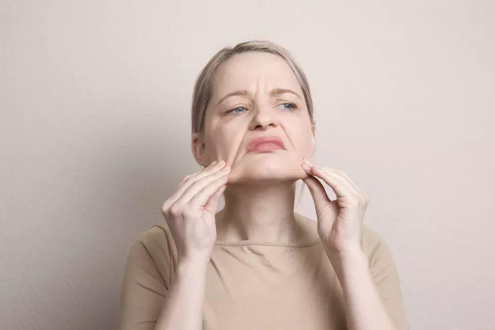 脸胖该怎么减,胖脸如何消除肉感