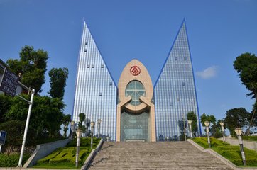 宜宾五粮液酒厂春夏秋冬酒价格,四川宜宾五粮液酒厂名扬天下