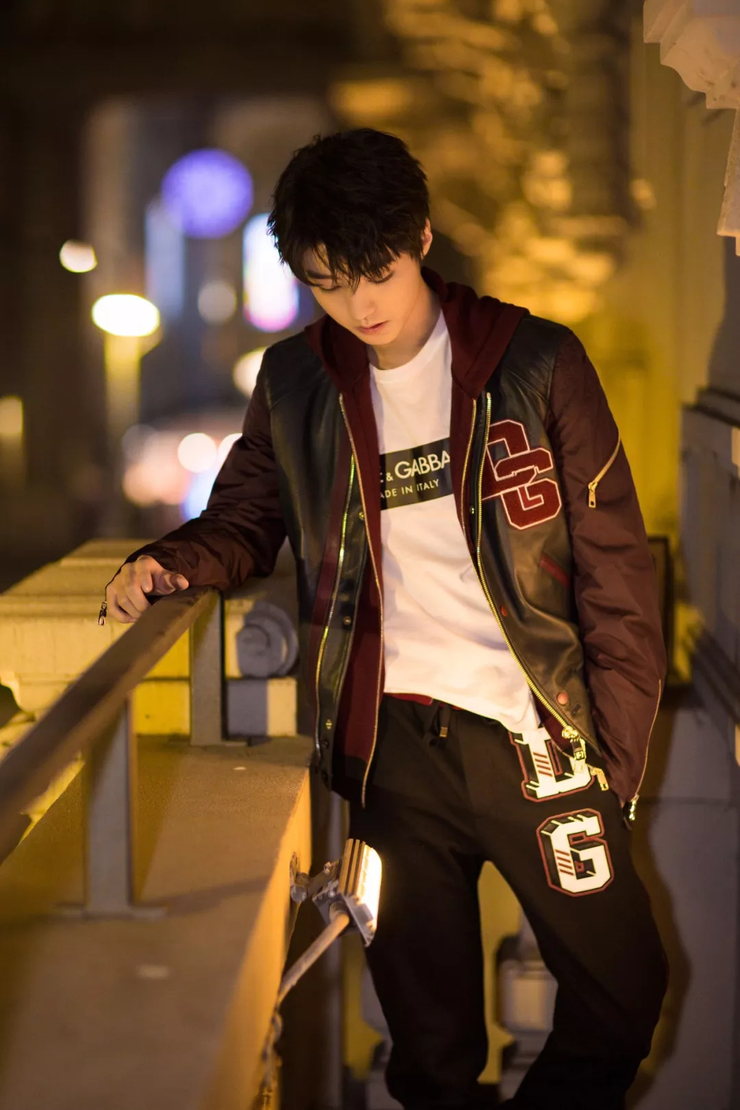 跟着他穿T恤，闭着眼睛都能选到对的款