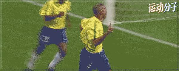 2002巴西3r组合,巴西3r组合拿到几次世界杯冠军