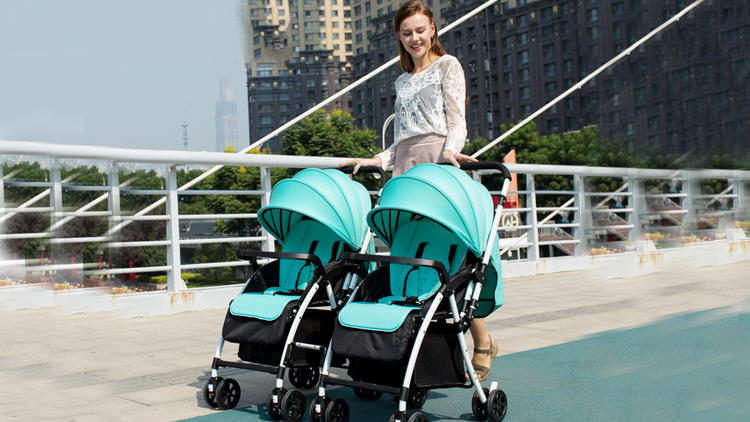 给双胞胎怎么选推车,双胞胎怎么出行