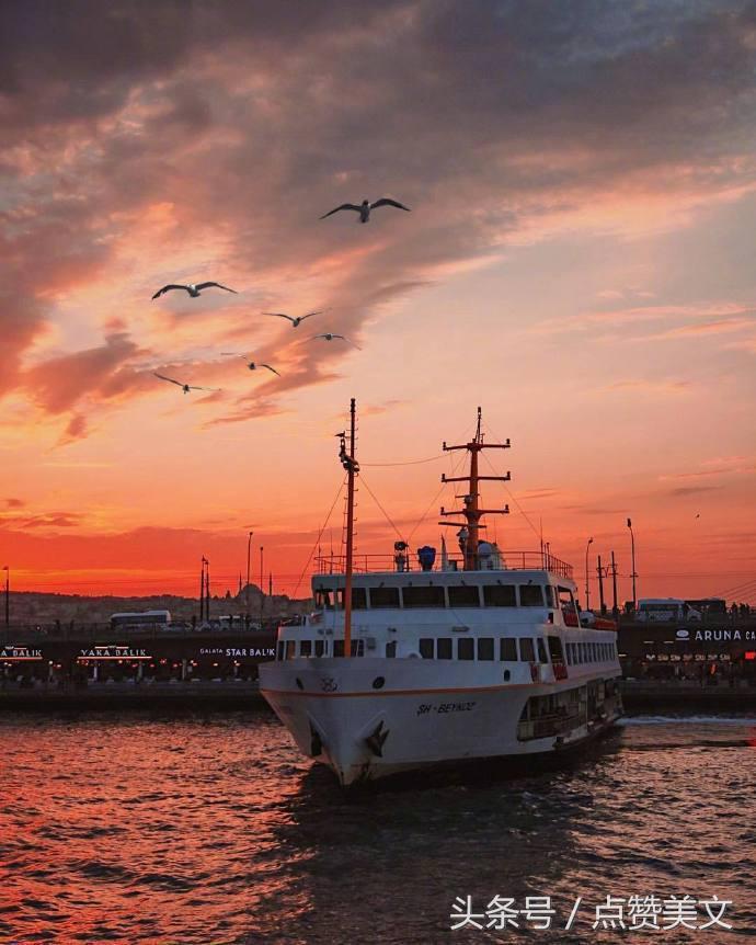 朋友圈句句刺痛人心的唯美句子,最适合发朋友圈的句子精辟到噎人