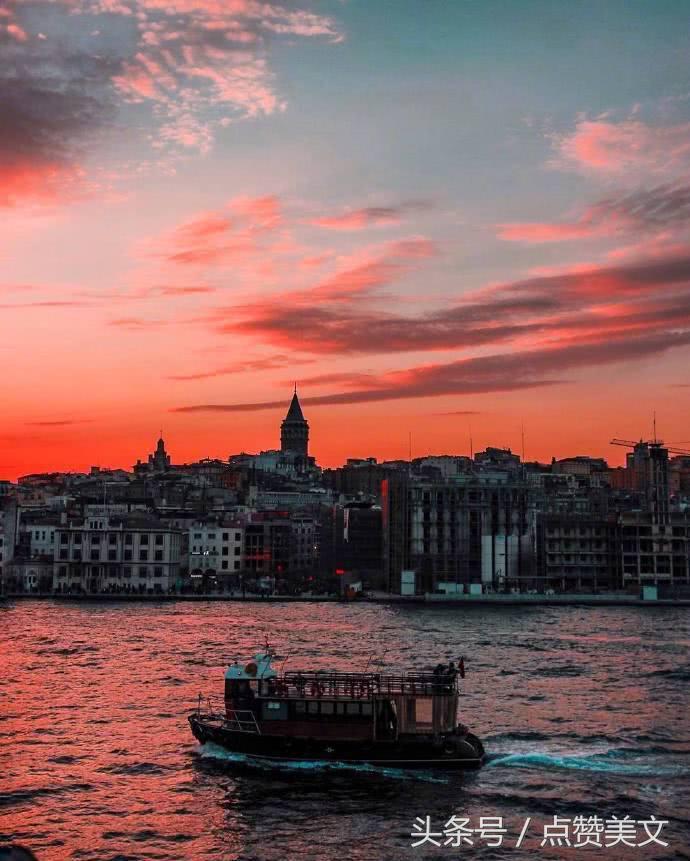 朋友圈句句刺痛人心的唯美句子,最适合发朋友圈的句子精辟到噎人