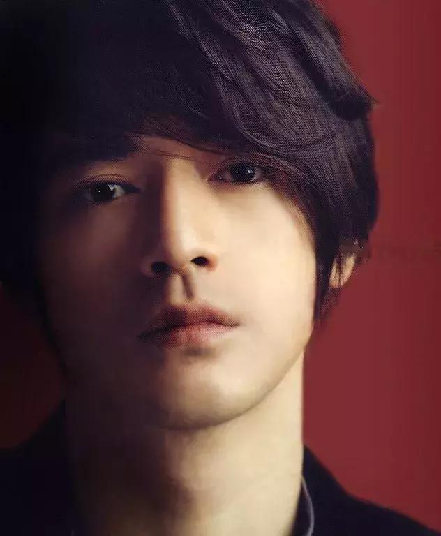 沉迷美色无法自拔,沉溺于美色不能自拔