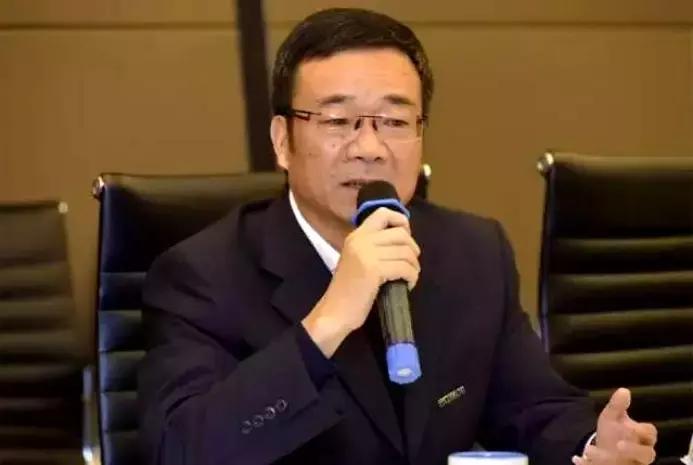 接班5年，“老板”还没变？