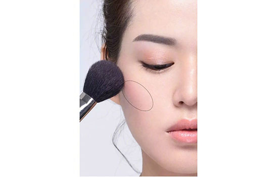 标准素雅淡妆,淡妆图解