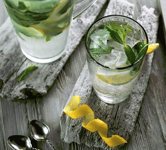 工作累了喝一杯,工作太累那就喝点小酒