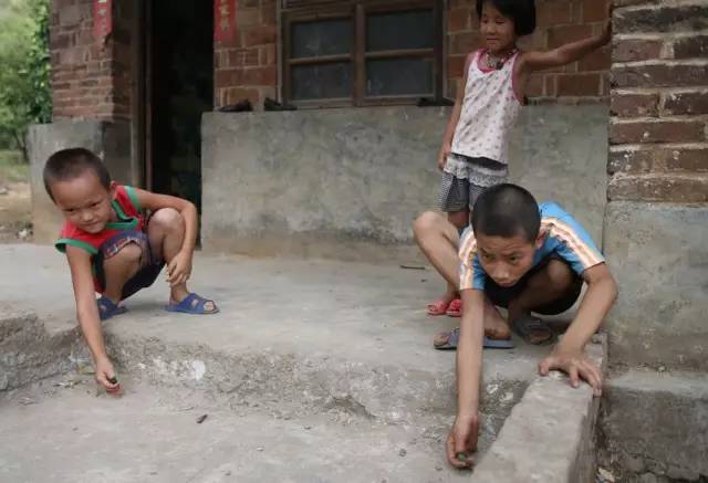 这些号称“绝招”的神技，黔南人你还记得几招？