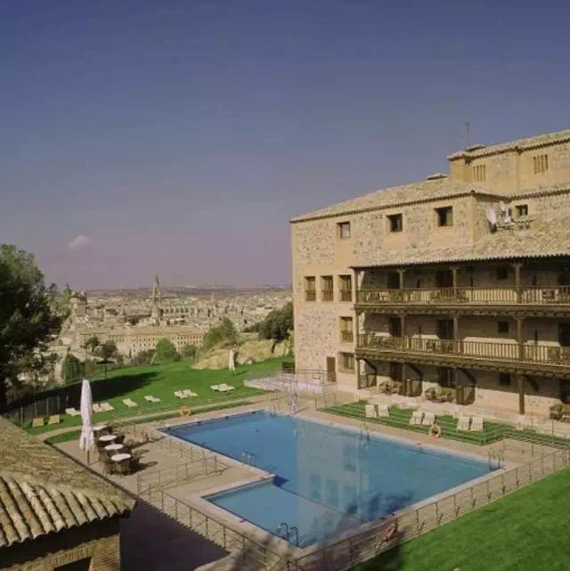 西班牙宫殿风景酒店,亚洲唯一的城堡酒店