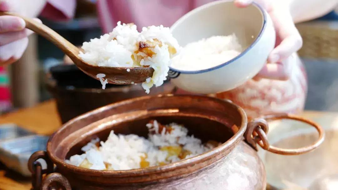 云南特色蒸汽石锅鱼开店成本,云南特色蒸汽石锅鱼全国探店视频