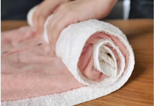 羊绒衫偏大怎么洗能缩小点,100%羊绒衫发黄怎么洗