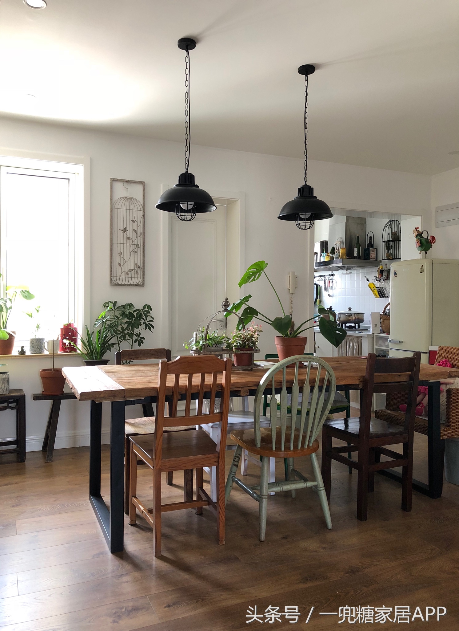 老式缝纫机桌子,老式缝纫机小桌子